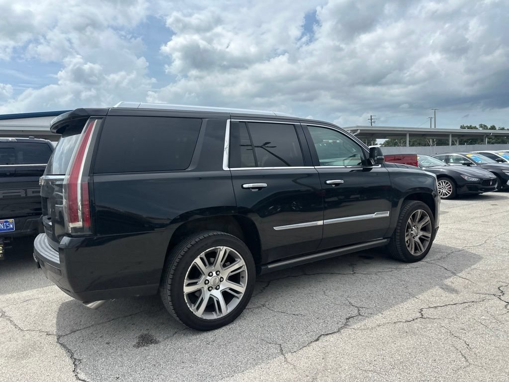 Used 2017 Cadillac Escalade Premium Luxury AWD/4WD image 11