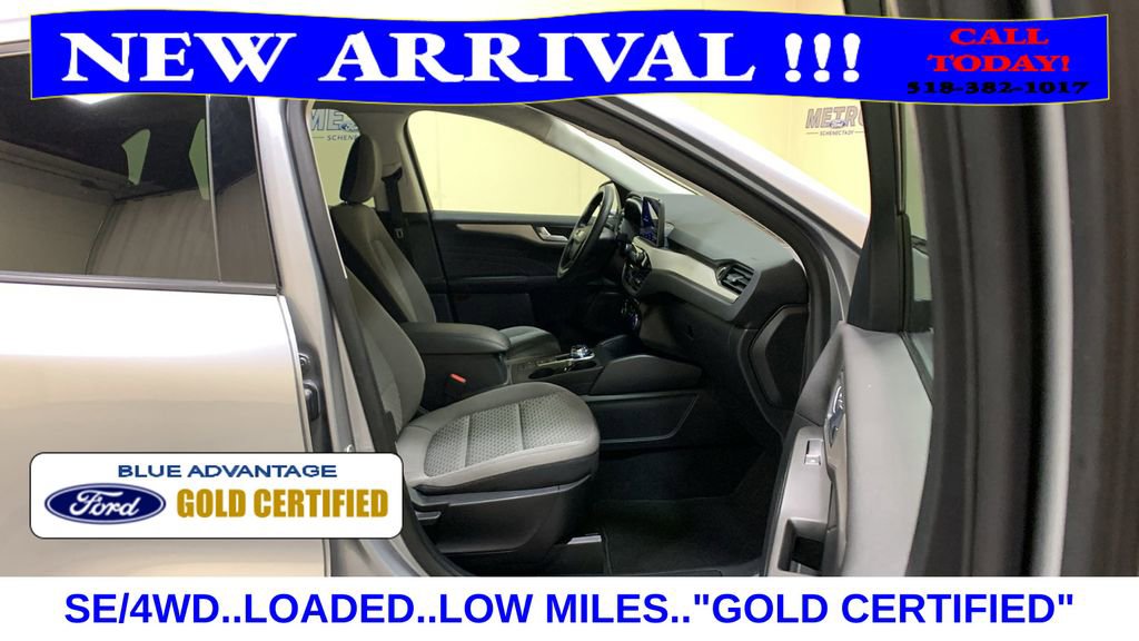Used 2021 Ford Escape SE image 11