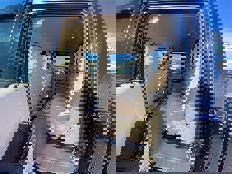 Used 2010 Ford F250 Lariat image 21