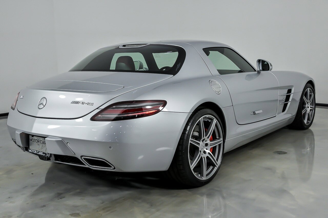 Used 2012 Mercedes-Benz SLS AMG Coupe image 12