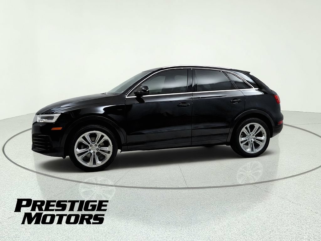 Used 2018 Audi Q3 2.0T Premium Plus w/ Premium Plus Package AWD/4WD image 3
