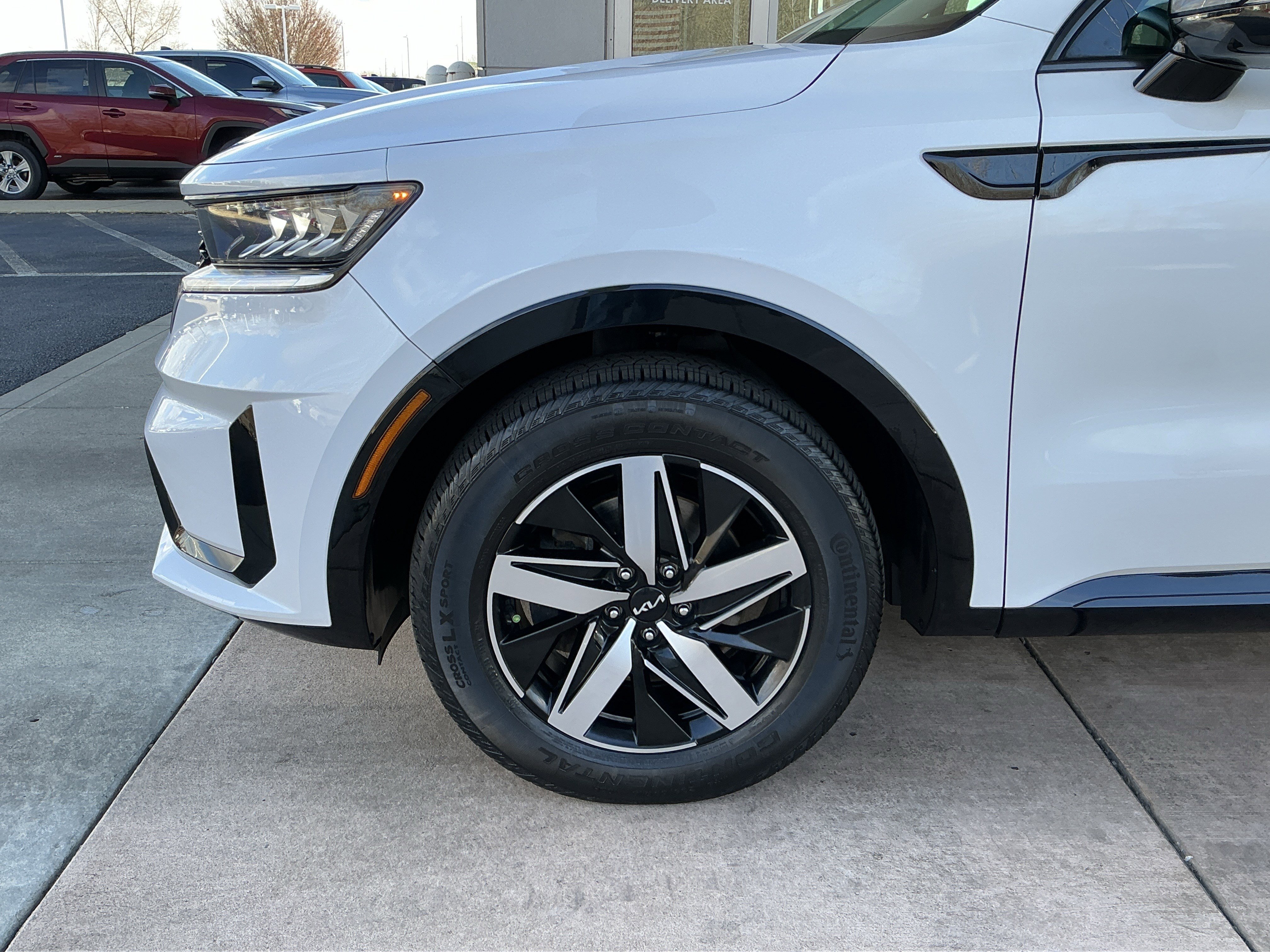 Used 2023 Kia Sorento EX w/ Panoramic Sunroof Package image 25