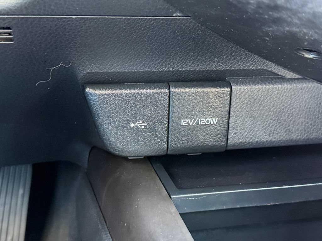 Used 2021 Toyota Camry SE AWD/4WD image 25