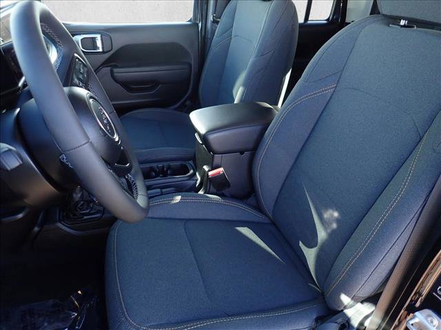 New 2025 Jeep Gladiator Sport AWD/4WD image 10