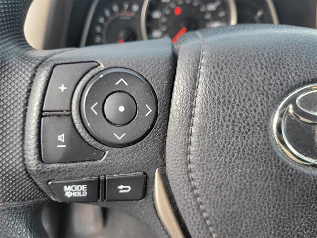 Used 2015 Toyota RAV4 XLE image 22