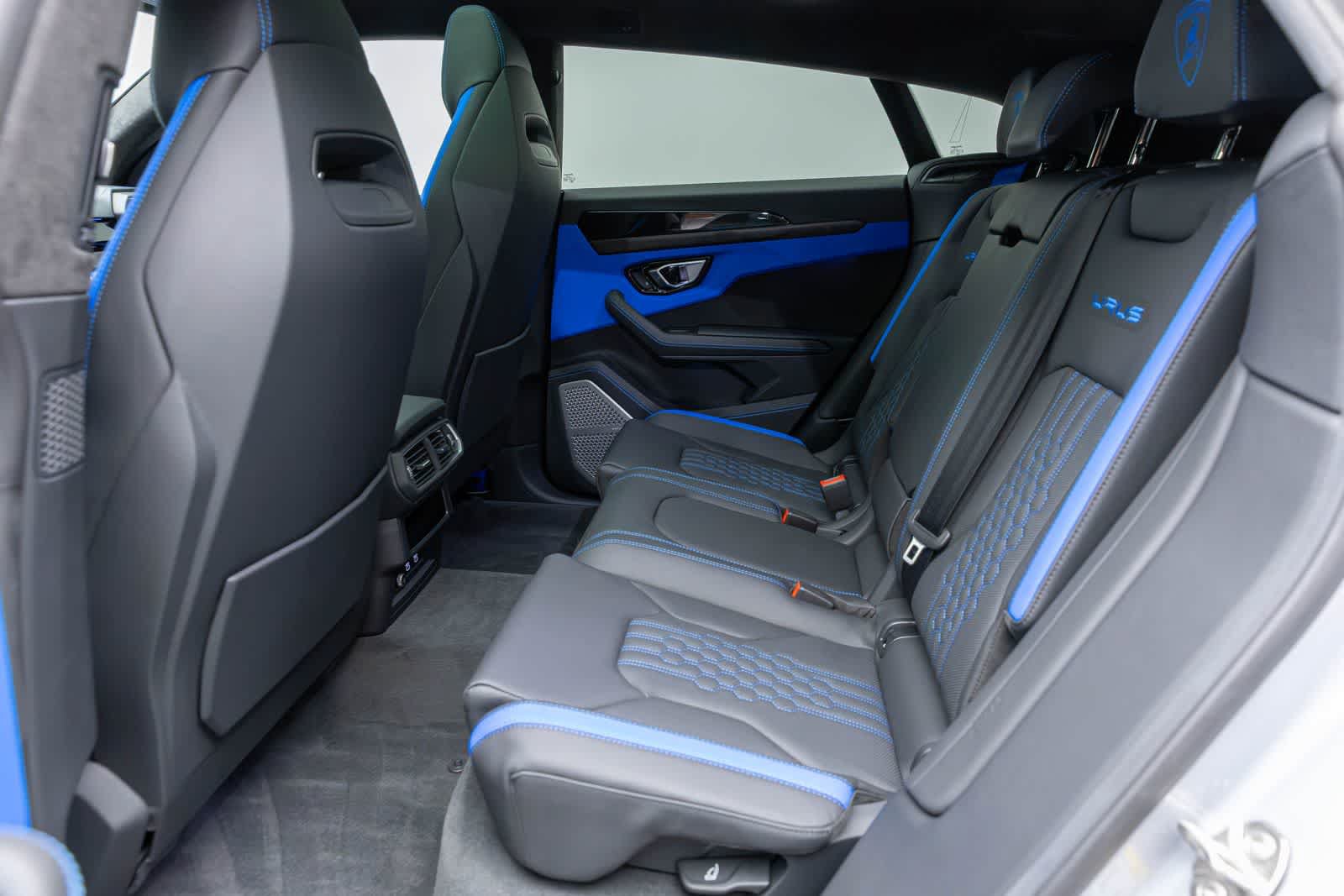 Used 2024 Lamborghini Urus S AWD/4WD image 12