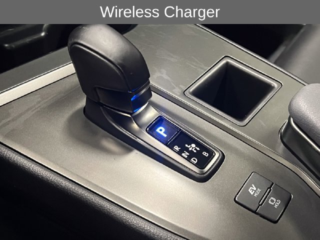 Certified 2025 Lexus UX 300h FWD image 21