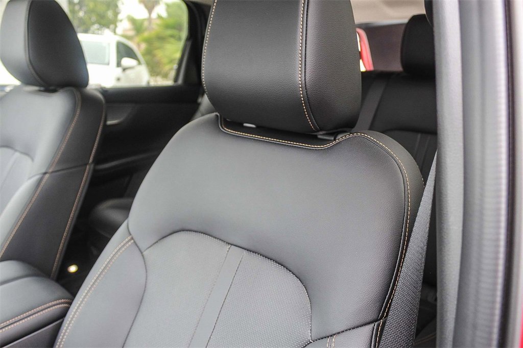 New 2025 MAZDA CX-70 Plug-In Hybrid w/ Premium Pkg image 24