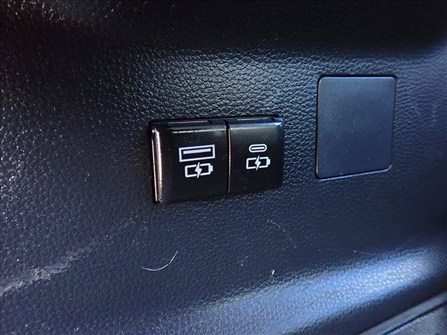 Used 2024 Toyota Tundra SR5 AWD/4WD image 10