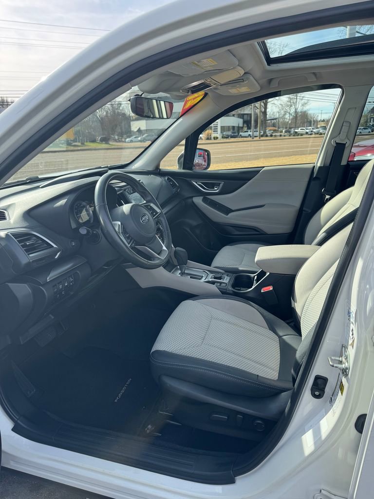 Used 2021 Subaru Forester Premium image 17