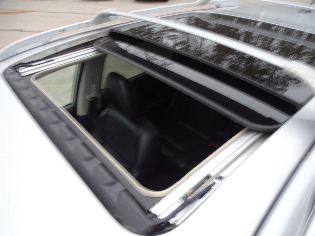 Used 2014 Nissan Rogue SL image 12