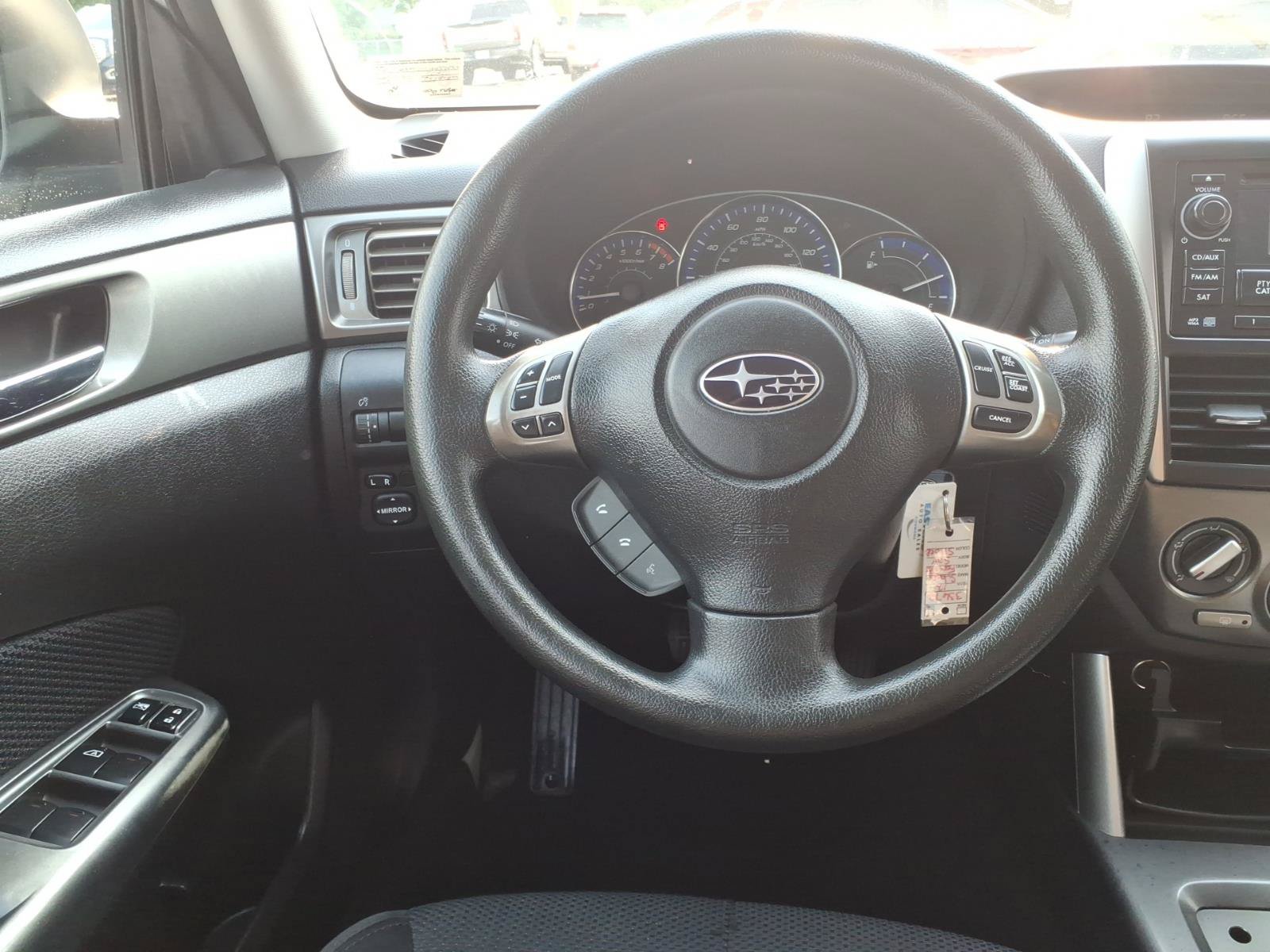 Used 2012 Subaru Forester 2.5X Premium AWD/4WD image 5