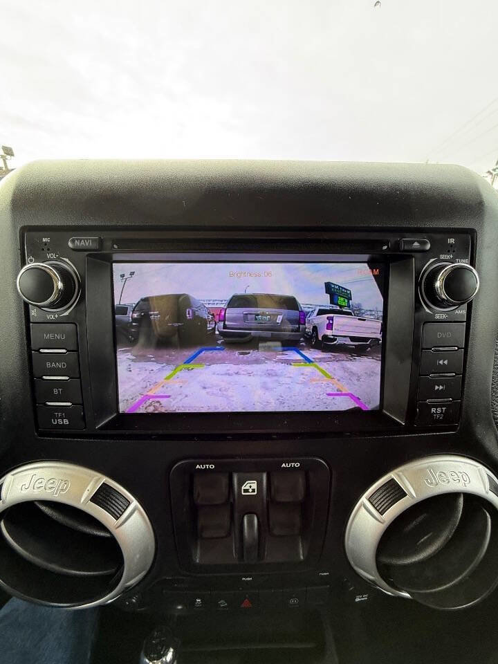 Used 2012 Jeep Wrangler Unlimited Sahara w/ Mopar Chrome Edition Group image 15