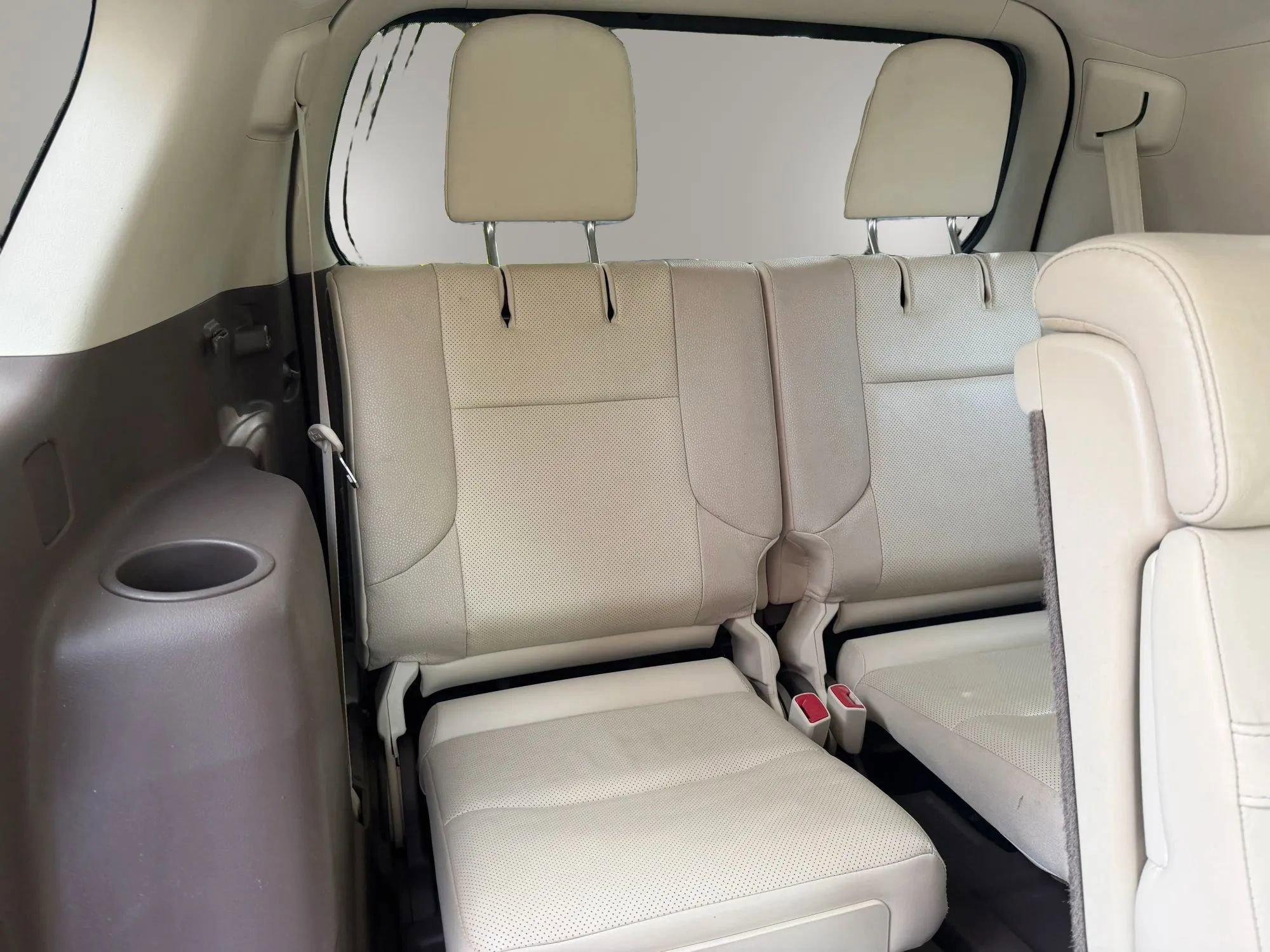 Used 2016 Lexus GX 460 w/ Premium Package AWD/4WD image 40