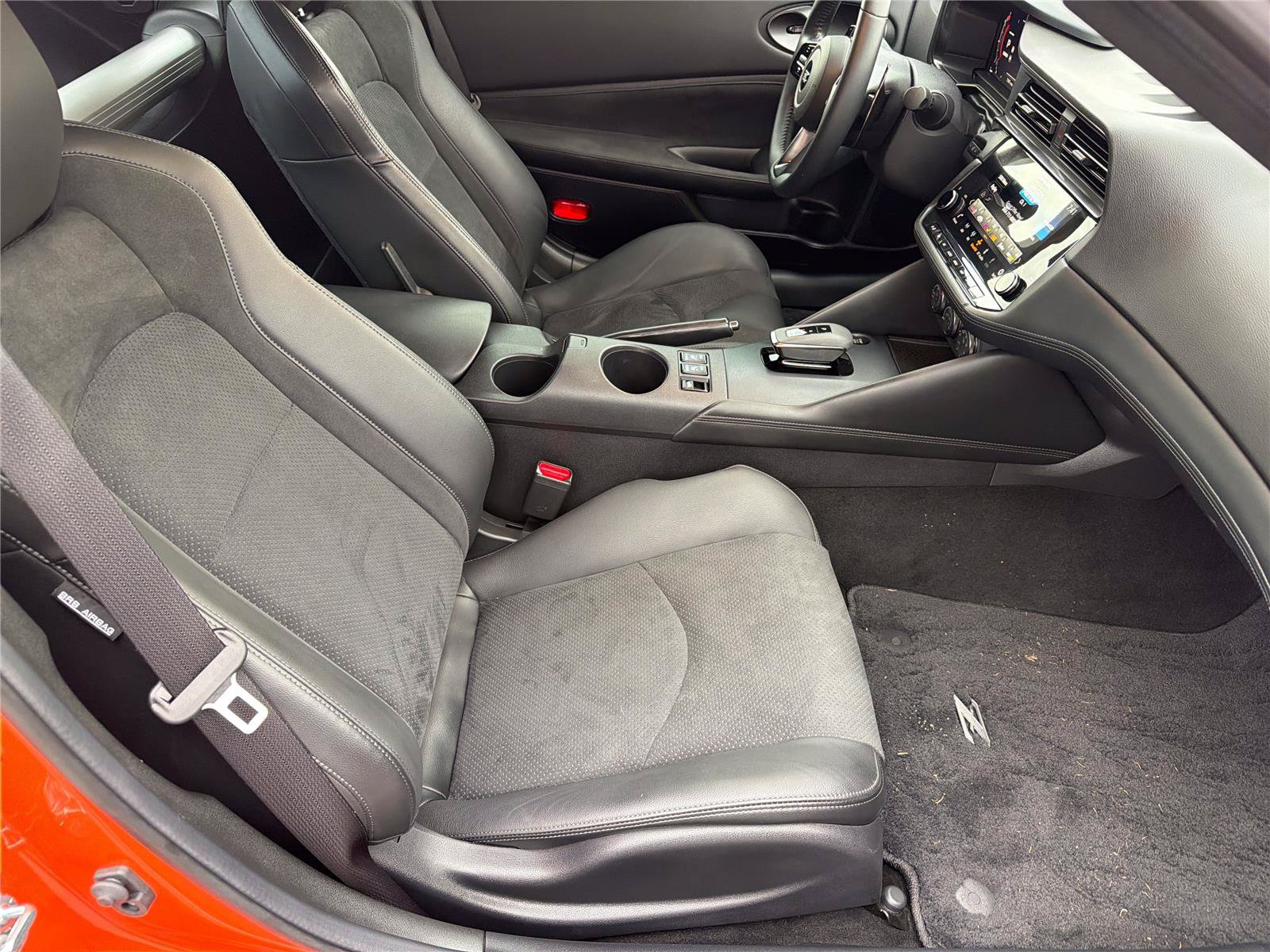 Used 2024 Nissan Z Performance w/ Heritage Edition RWD image 12