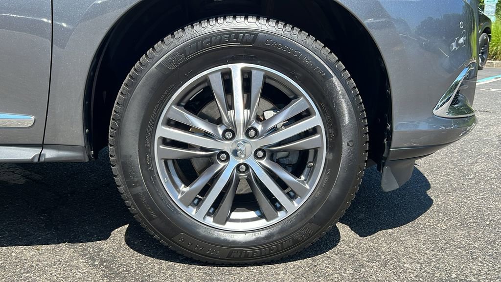 Used 2020 INFINITI QX60 Luxe w/ Essential Package image 12