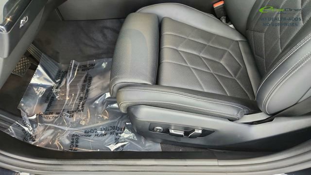 Used 2024 BMW 530i image 33