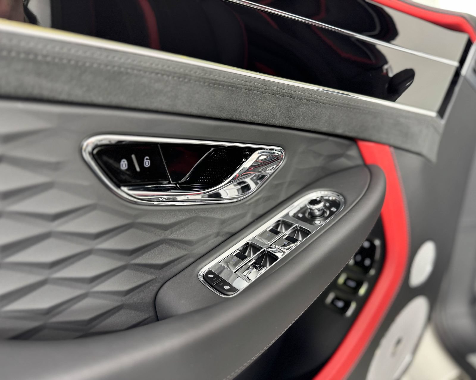 New 2025 Bentley Continental GT Speed AWD/4WD image 14