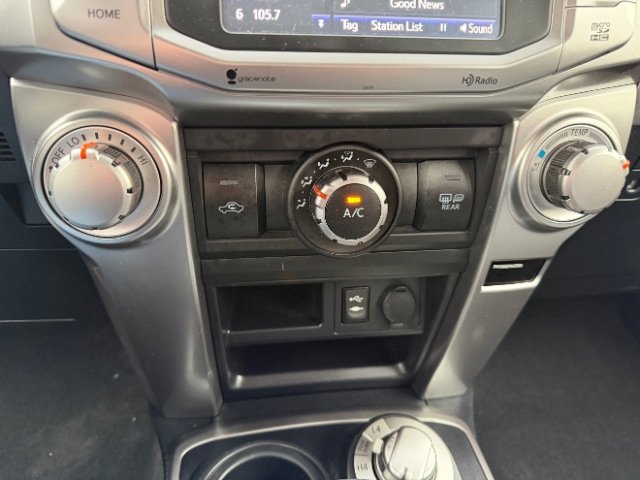 Used 2014 Toyota 4Runner 4WD image 20