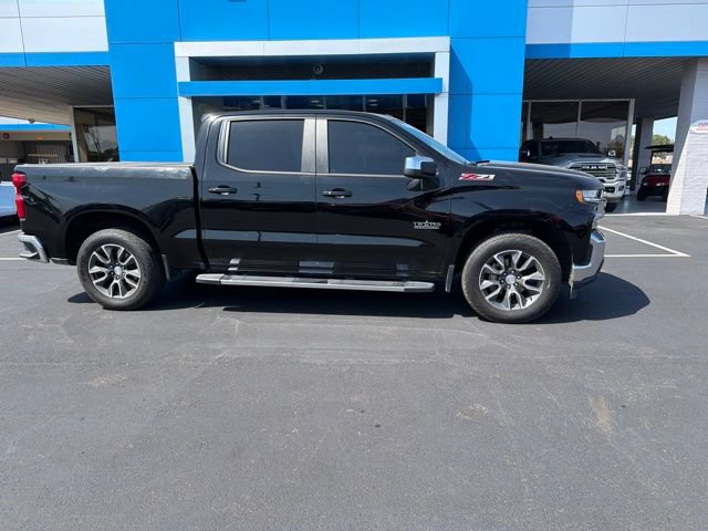 Used 2019 Chevrolet Silverado 1500 LT w/ Texas Edition AWD/4WD image 3