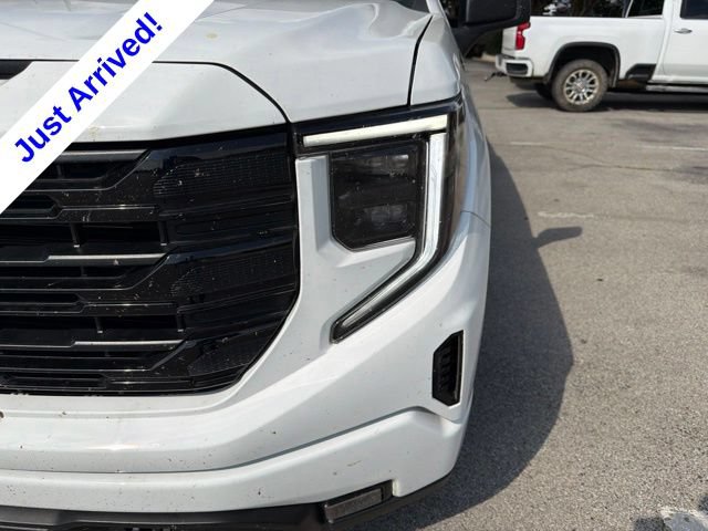 Used 2023 GMC Sierra 1500 Elevation AWD/4WD image 10