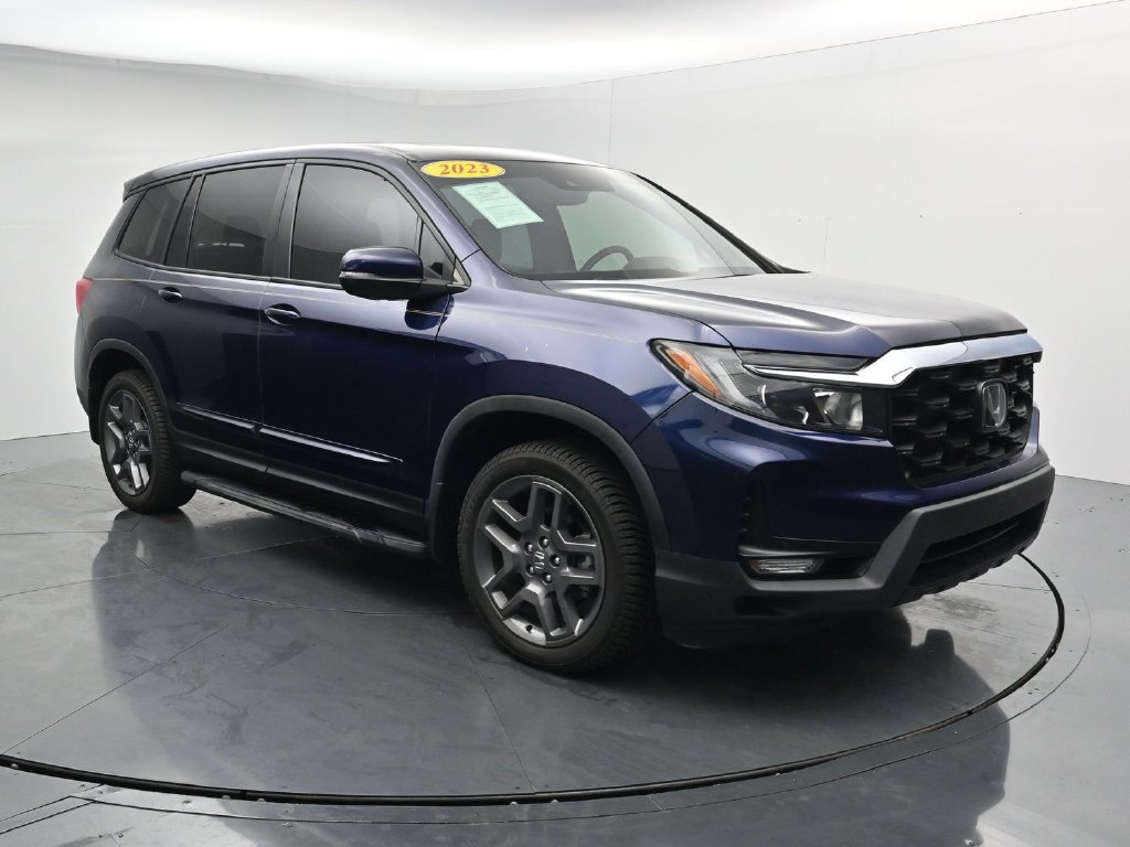 Used 2023 Honda Passport EX-L image 2