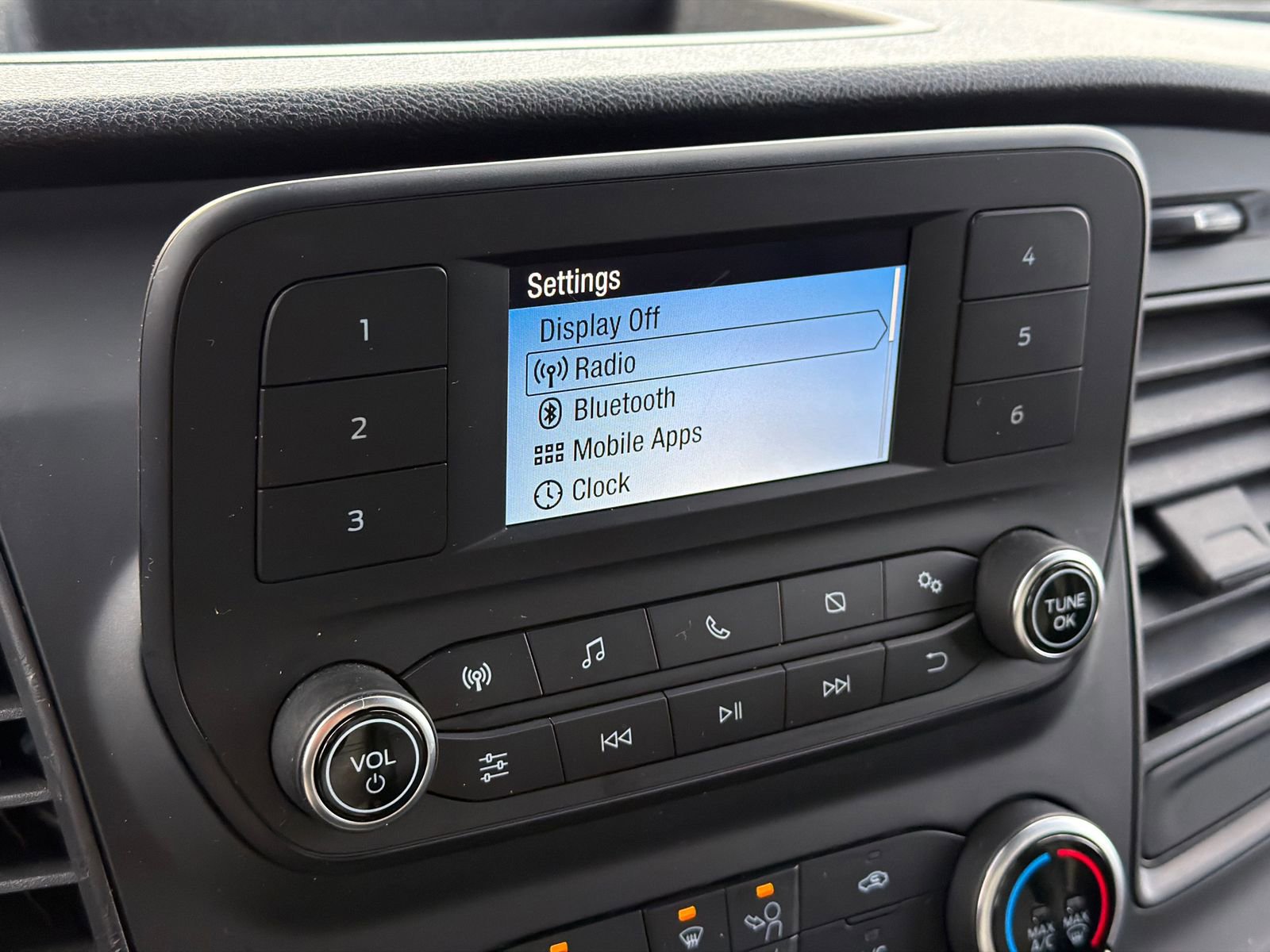 Used 2023 Ford Transit 250 Medium Roof image 25