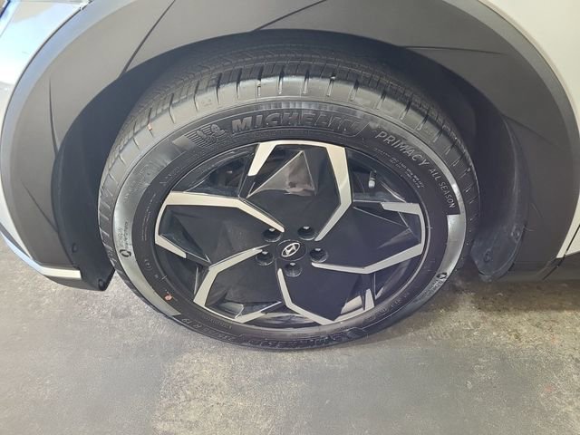 Used 2024 Hyundai Ioniq 5 SEL image 12