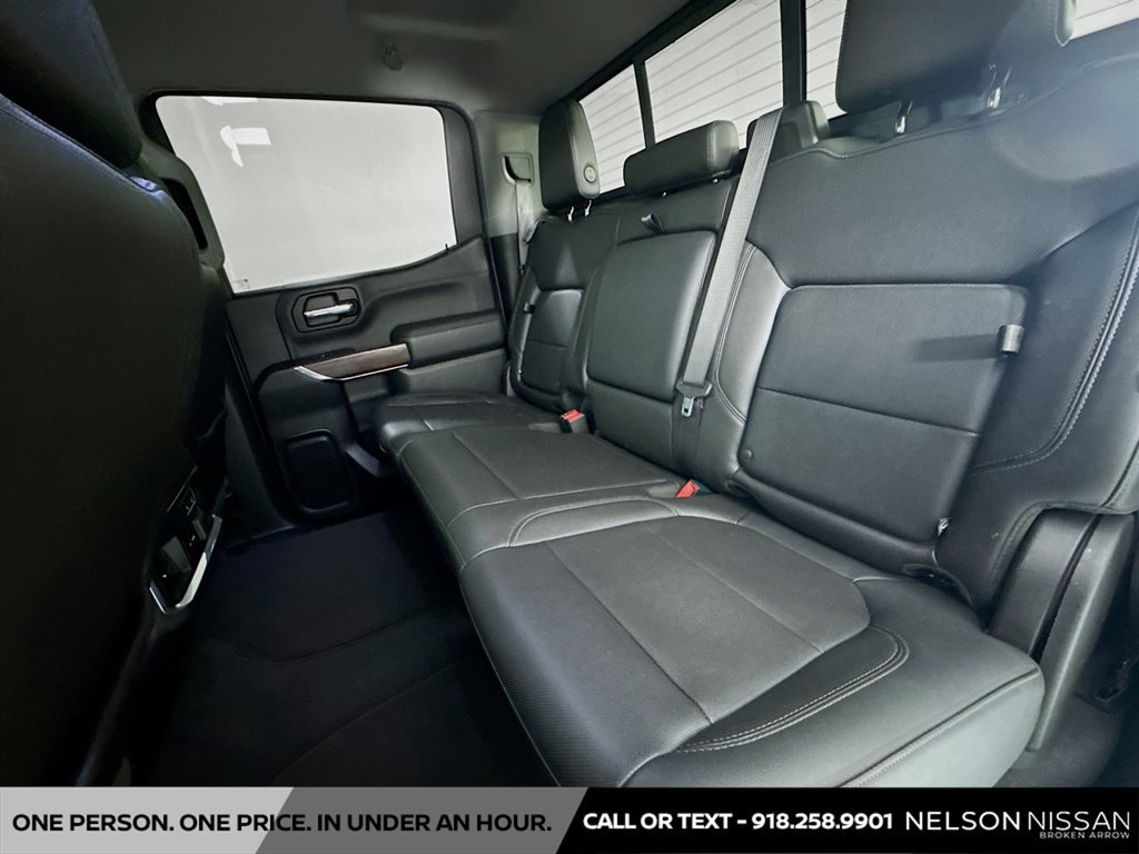 Used 2019 GMC Sierra 1500 SLT w/ SLT Premium Package AWD/4WD image 23