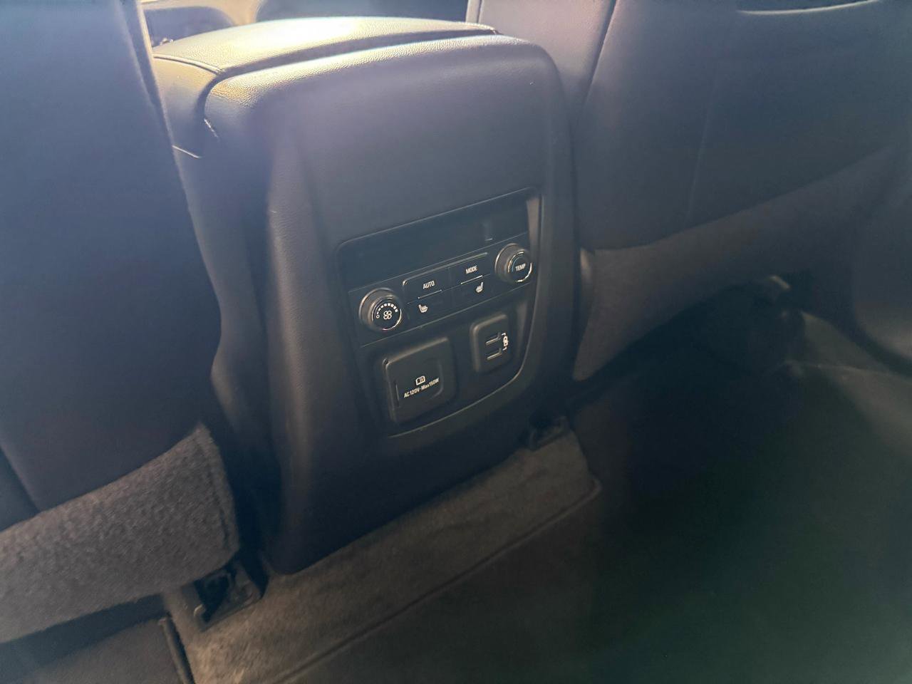 Used 2019 Buick Enclave Avenir AWD/4WD image 21