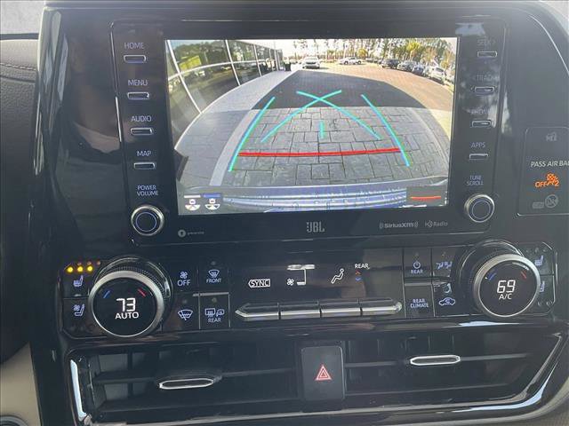 Used 2020 Toyota Highlander Limited image 16