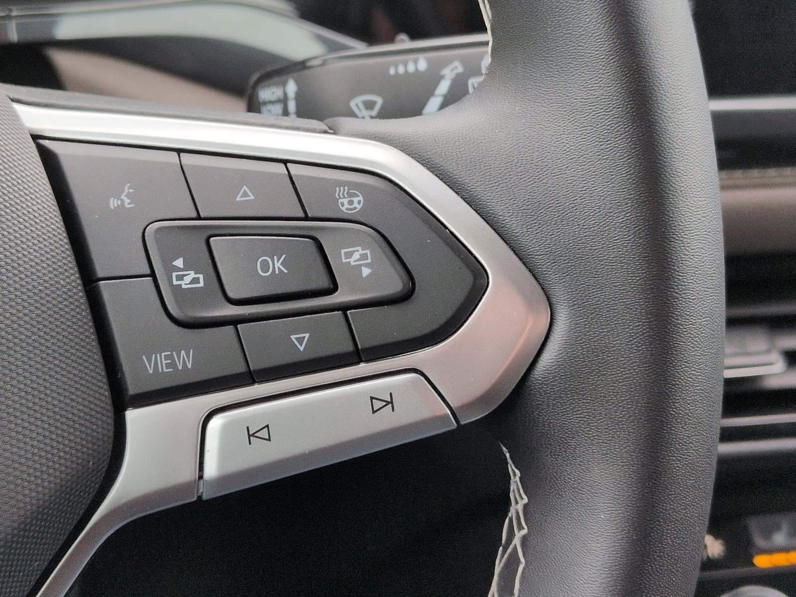 Used 2022 Volkswagen Taos SEL image 20