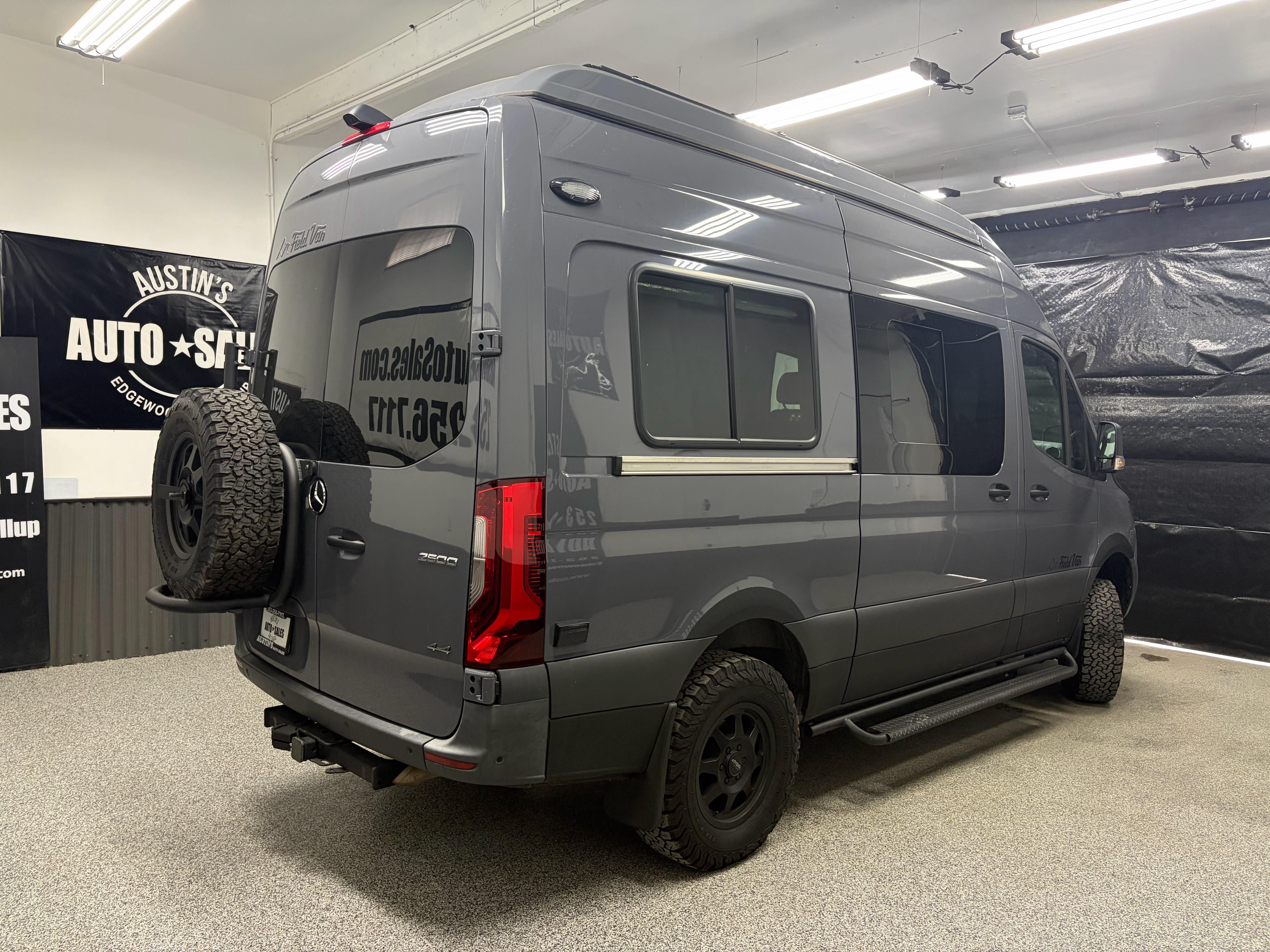 Used 2020 Mercedes-Benz Sprinter 2500 image 3