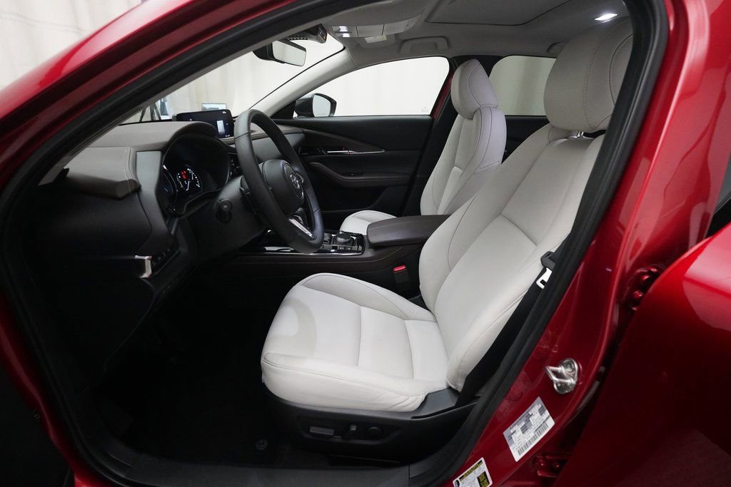 Used 2025 MAZDA CX-30 2.5 Turbo w/ Premium Plus Pkg image 7