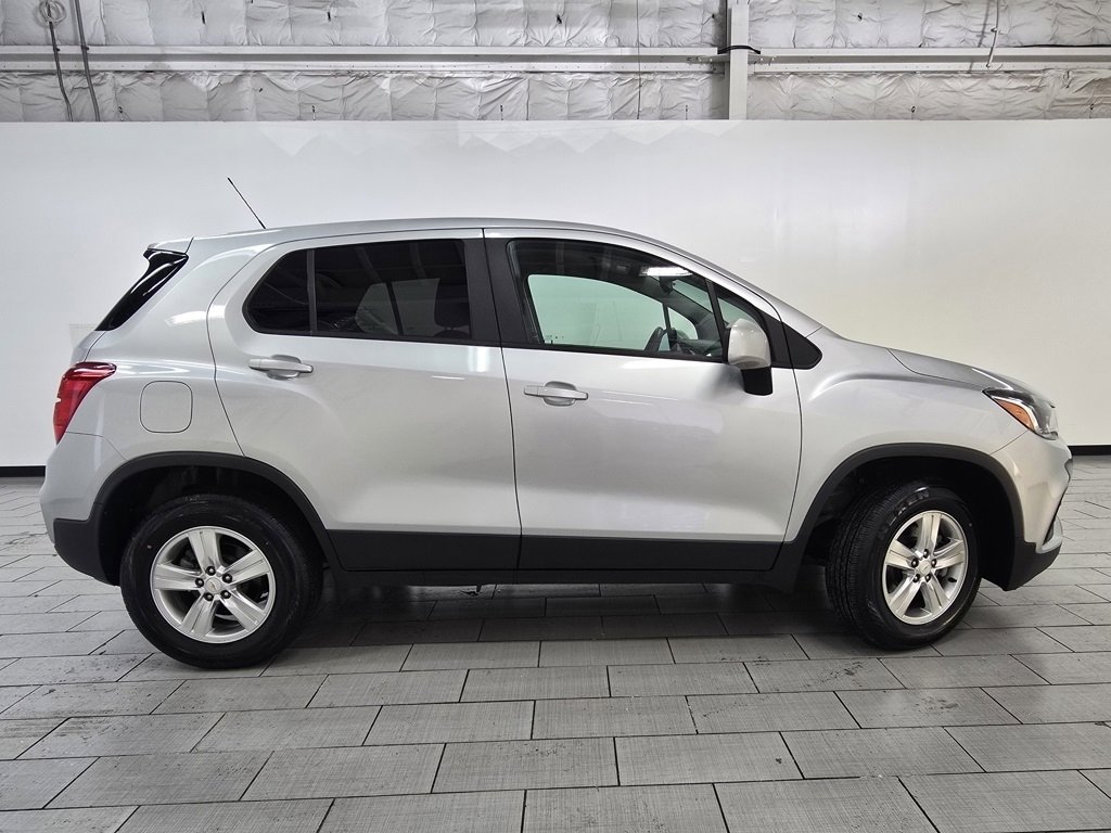 Used 2020 Chevrolet Trax LS w/ Tint and Cruise Package image 15