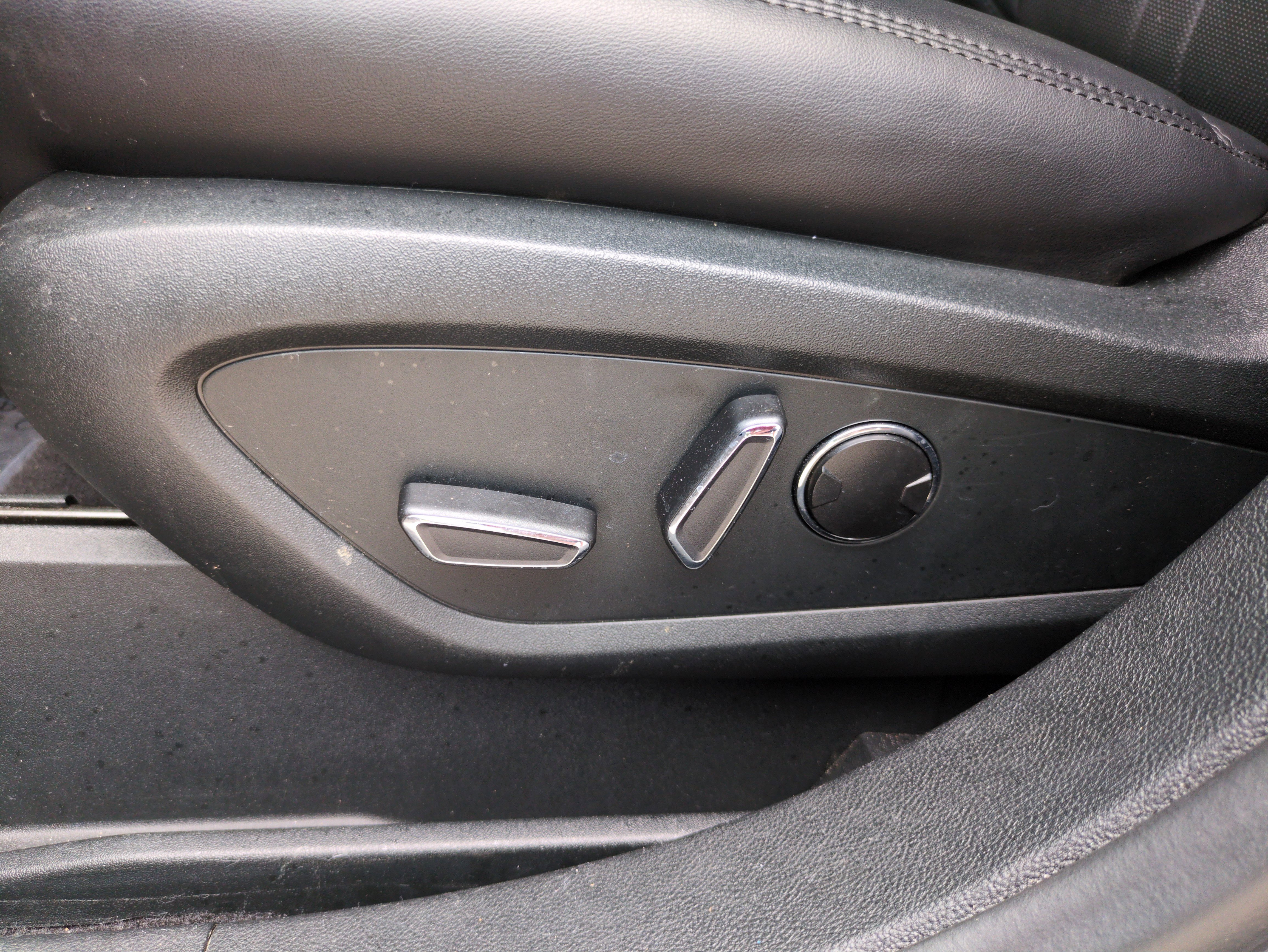 Used 2022 Lincoln Nautilus Reserve w/ Cargo Utility Package image 30