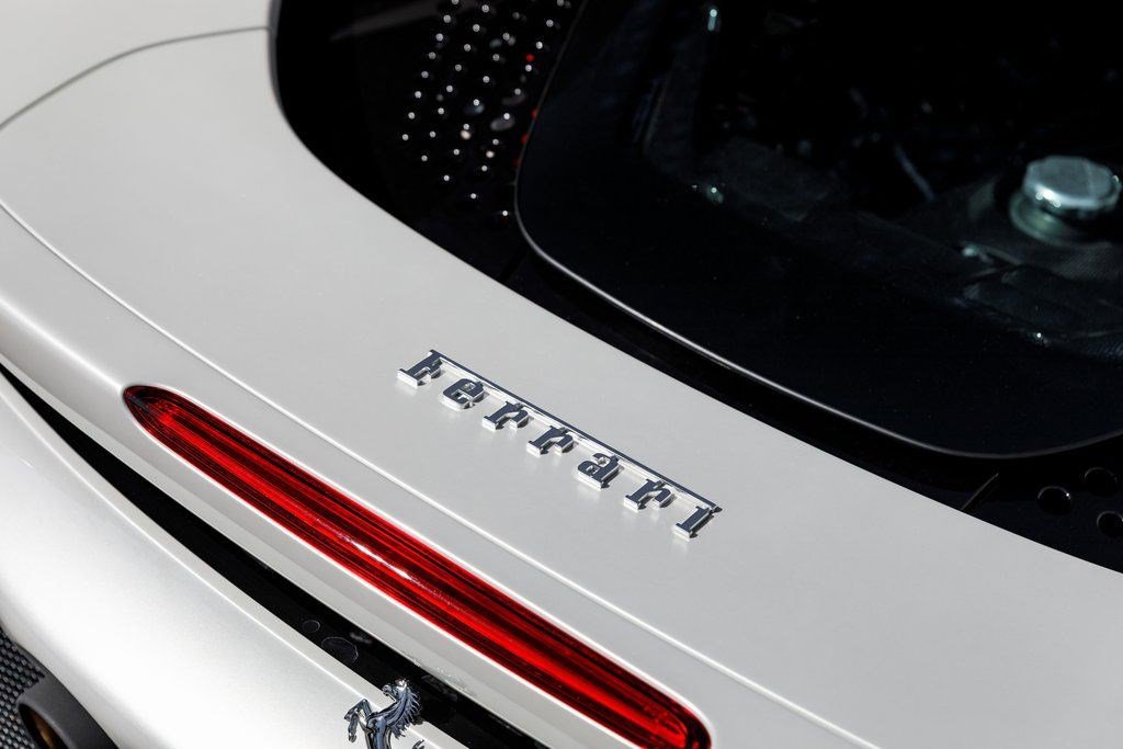 Used 2024 Ferrari SF90 Spider AWD/4WD image 13