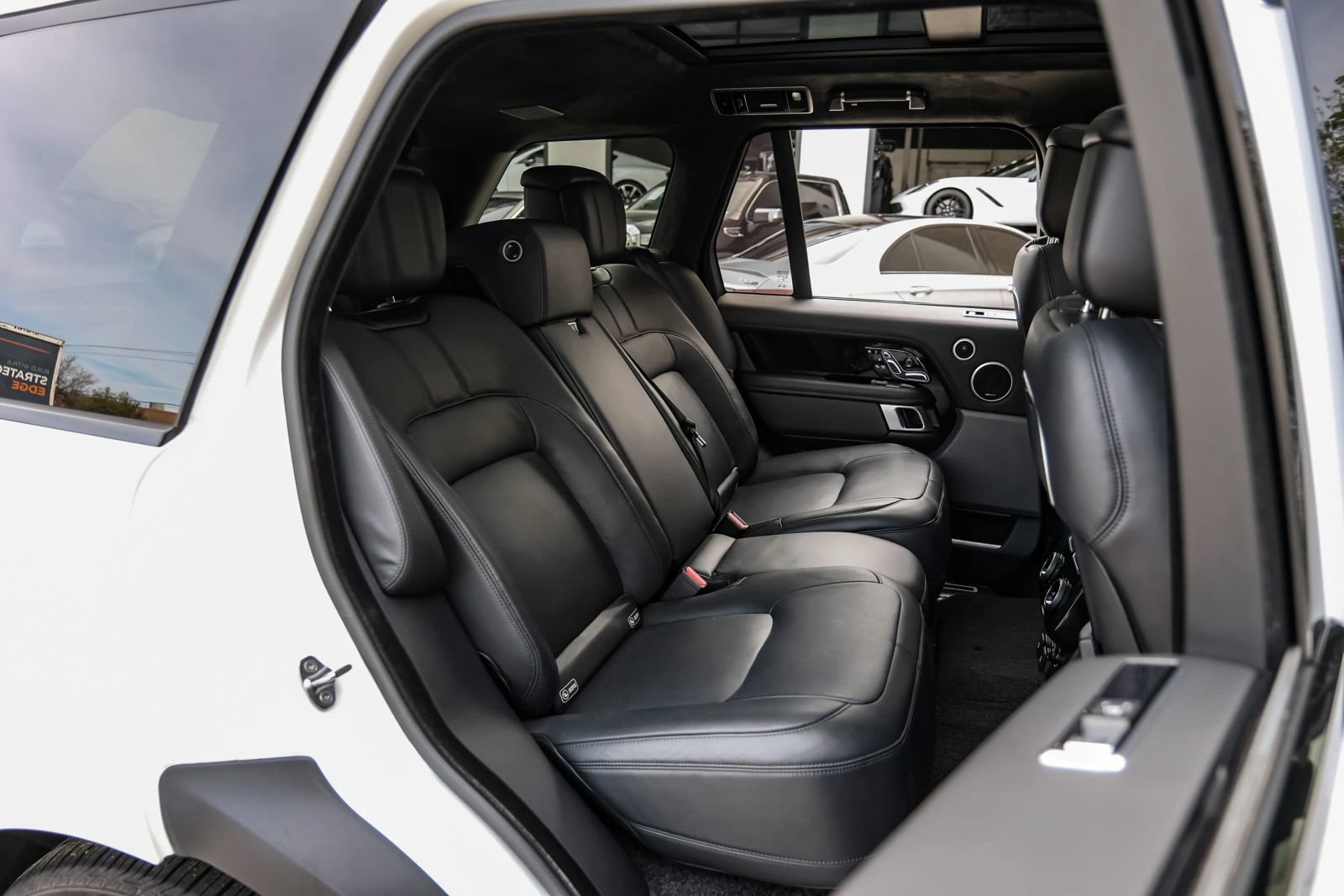 Used 2018 Land Rover Range Rover Autobiography AWD/4WD image 44