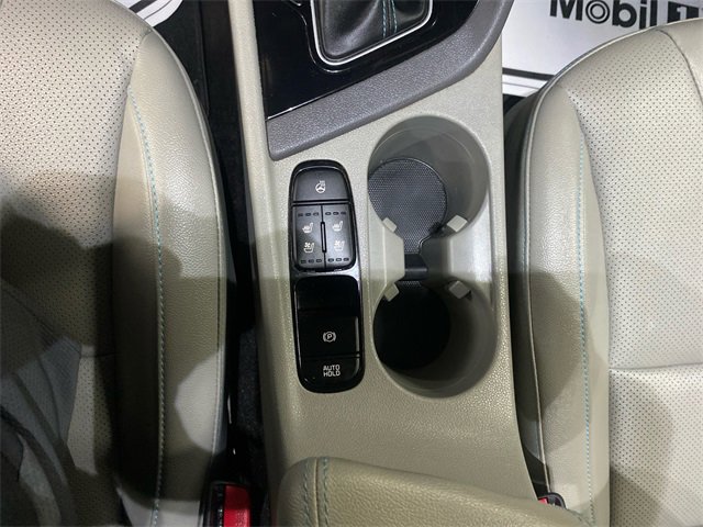 Used 2022 Kia Niro EX Premium image 17
