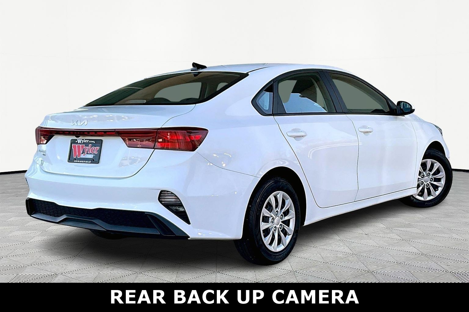 Used 2024 Kia Forte LX image 7