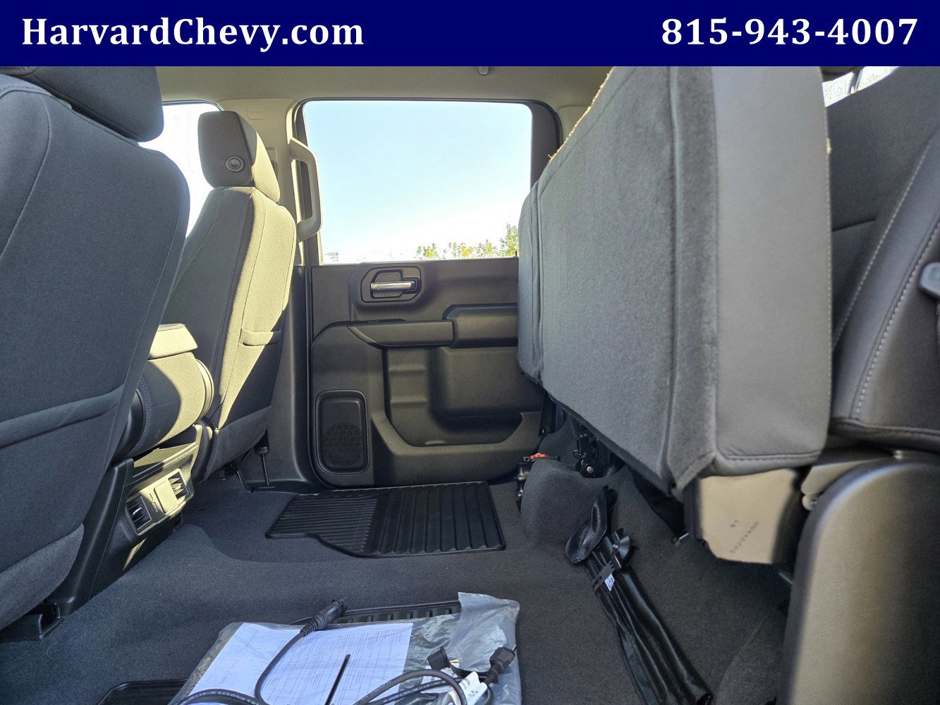 Used 2024 Chevrolet Silverado 2500 Custom w/ Custom Value Package image 27