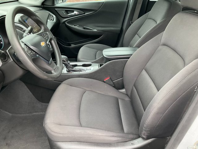 Used 2024 Chevrolet Malibu LT image 5