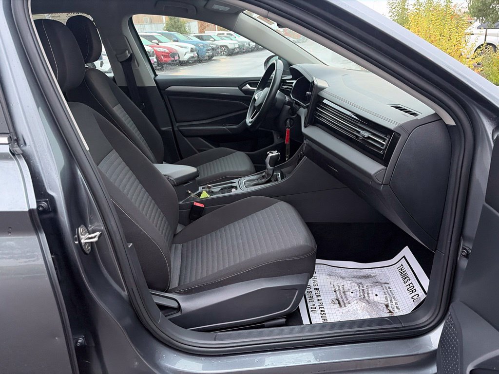 Used 2025 Volkswagen Jetta S FWD image 13