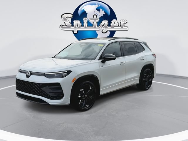 New 2026 Volkswagen Tiguan SE R-Line FWD image 8