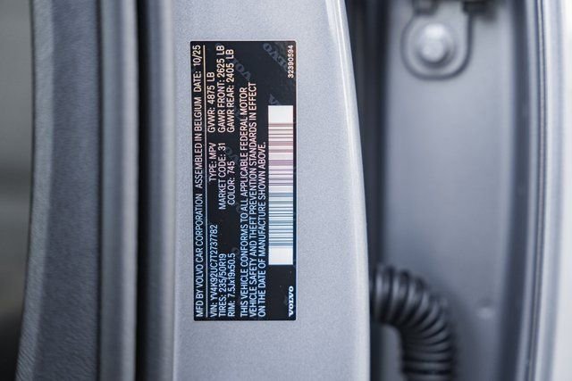 New 2026 Volvo XC40 B4 Plus w/ Protection Package Premier image 40