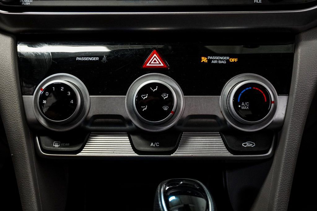 Used 2019 Hyundai Elantra SEL image 24