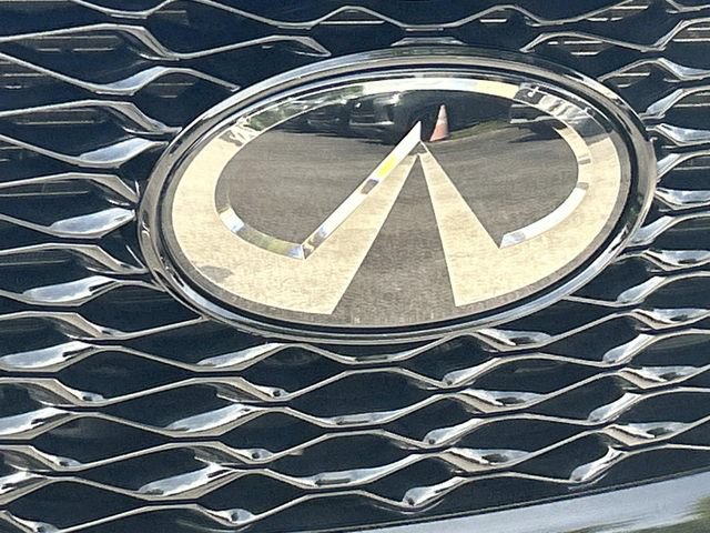 Used 2025 INFINITI QX50 Sport AWD/4WD image 11