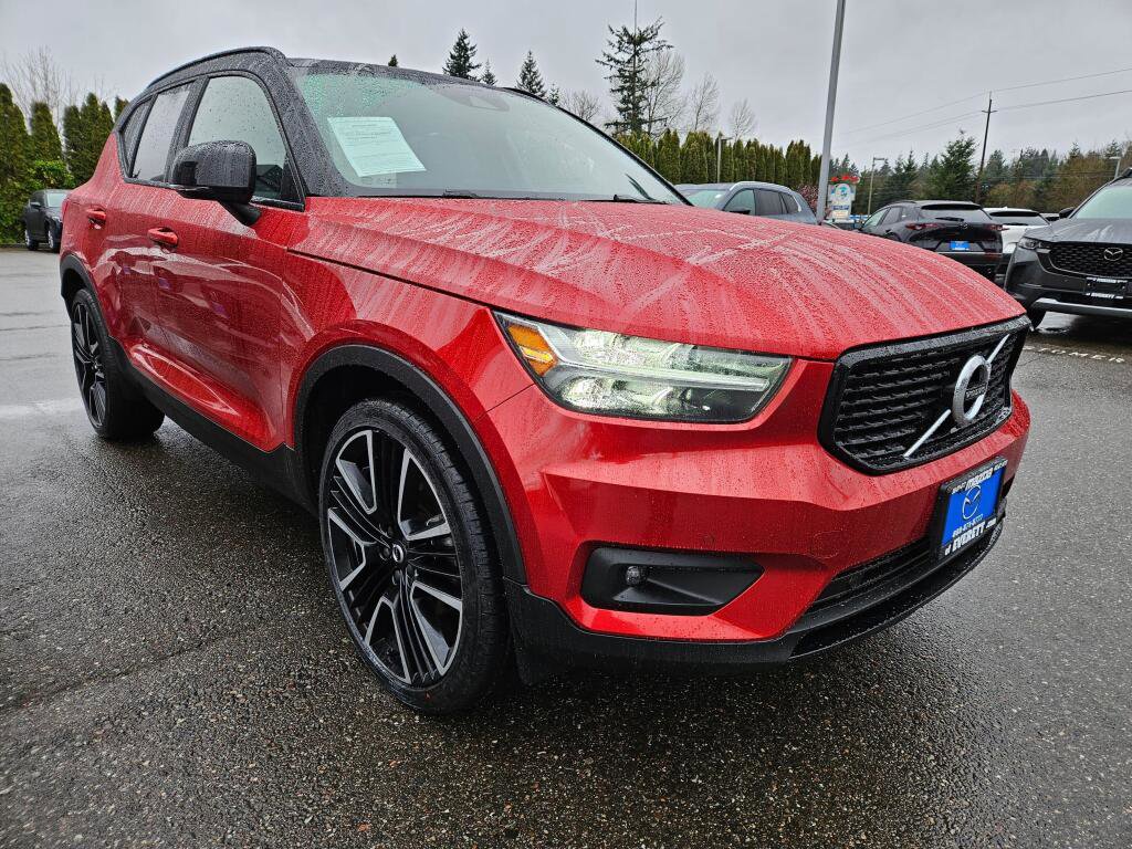 Used 2020 Volvo XC40 T5 R-Design image 6