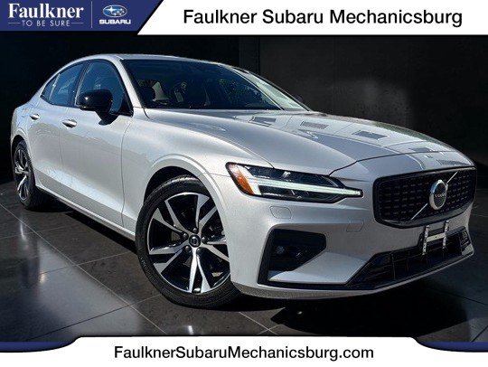 Used 2025 Volvo S60 B5 Core FWD image 1