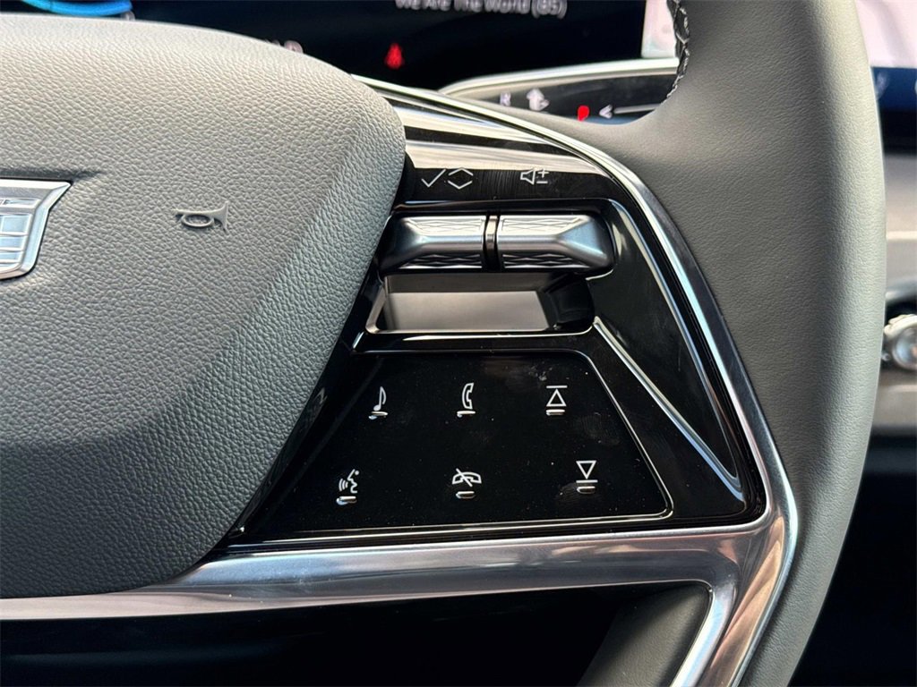 New 2026 Cadillac Vistiq Luxury image 14